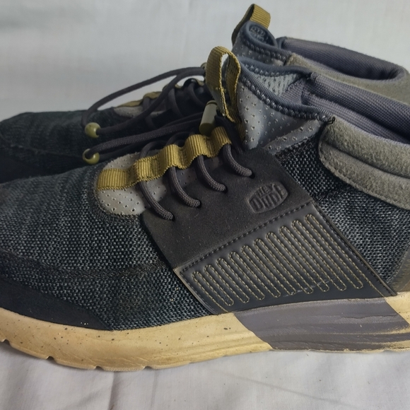 Hey Dude Men's Hightops Trail Blazers Size 12 Ultra Grip - Picture 5 of 16